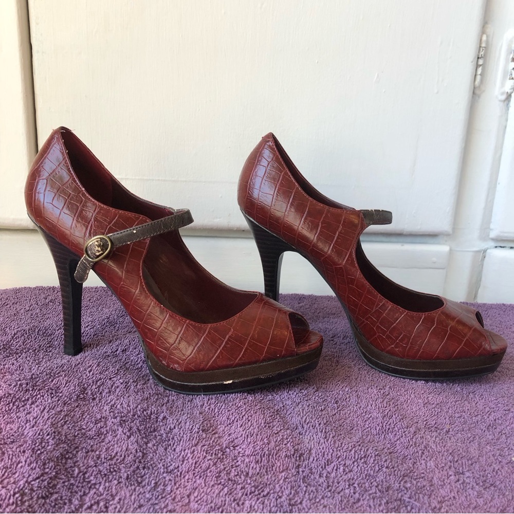 Nine & Co 4” stiletto heel crimson leather open toe shoes
